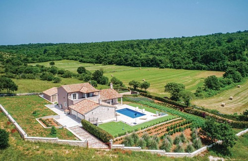 Krnica House | Beautiful home in Krnica with sauna
