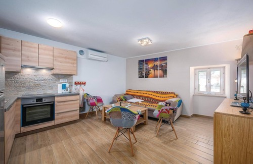 Marceljani House | Beautiful home in Labin with kitchen