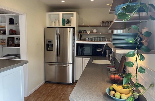 Glendale House | Beautiful Home in Los Angeles -20 mins from Hollywood