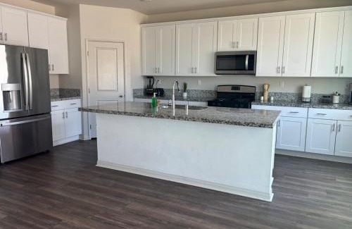 Moreno Valley House | Beautiful Home in Moreno Valley