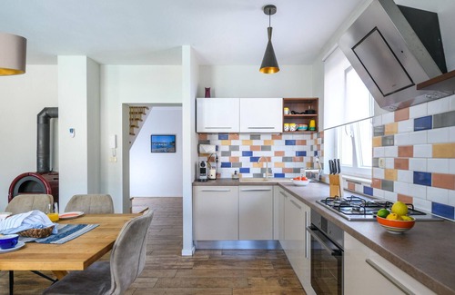 Medulin House | Beautiful home in Medulin with WiFi