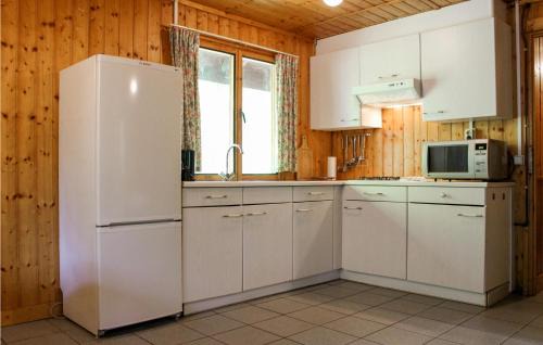 Neede House | Beautiful Home In Neede With Wifi