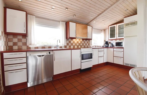 Tørresø House | Beautiful home in Otterup with sauna