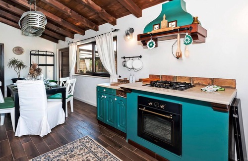 Rovinj House | Beautiful home in Rovinj with WiFi