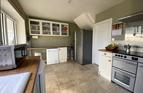 Woolacombe House | Beautiful home in tranquil location, large garden and close to beach (Sleeps 6)