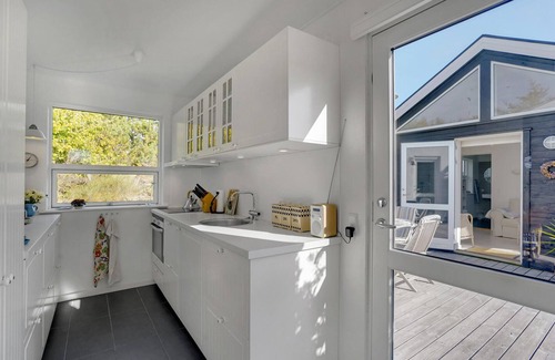 Fjand Badeby House | Beautiful home in Ulfborg with WiFi