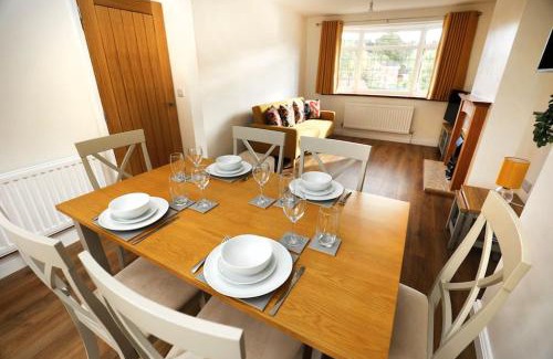 Cradley House | Beautiful Home in West Midlands