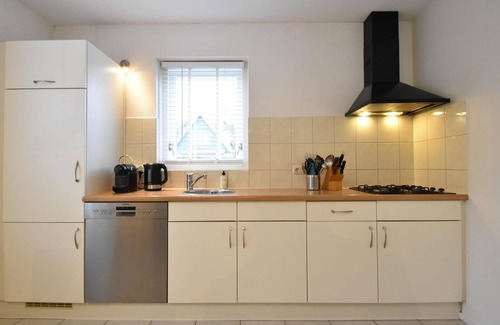 Zonnemaire House | Beautiful home in Zeeland with lovely garden