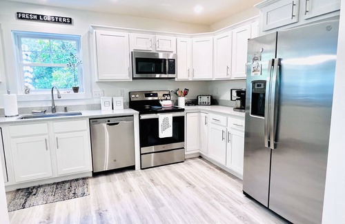 Southern Coast House | Beautiful Home Near Beach and Town
