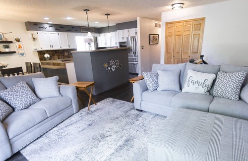 Rapid City House | Beautiful home nestled in Rapid City