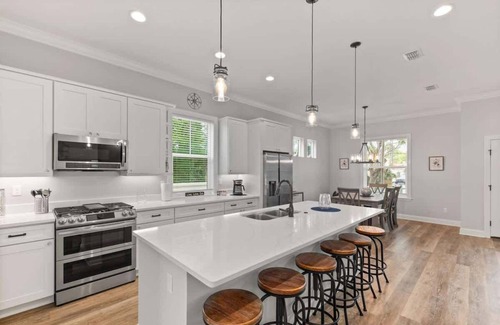 Lincolnville House | Beautiful Home, Plenty of parking, walk to everyth