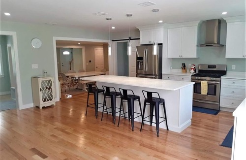 Sandwich House | Beautiful home! Private game room, swimming pool and pets allowed.