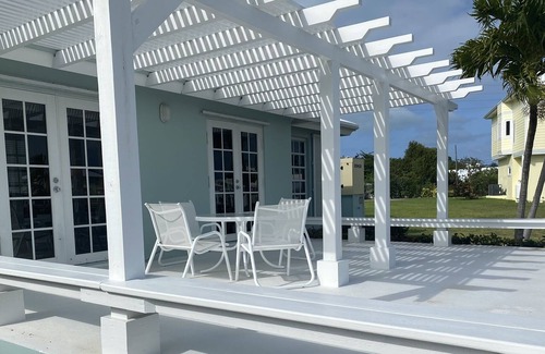 Lubbers Quarters Cay House | Beautiful Home with a Private dock