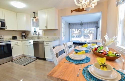 Cataumet House | Beautiful Home with Sophisticated Decor!