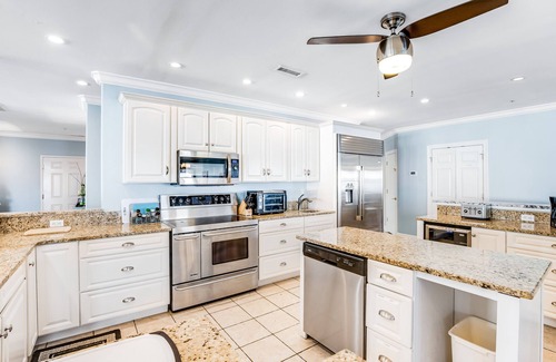 Ocean City Condo | Beautiful home with stunning bay views from private balcony, pool access & WiFi