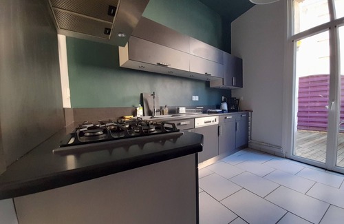 Chateau-Thierry House | Beautiful house with terrace