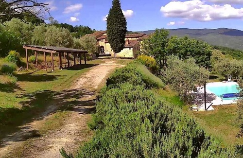 Capolona House | Beautiful house in an ancient medieval village