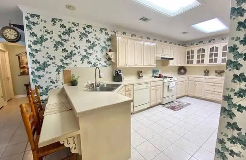 Nederland House | Beautiful house in esteemed cul-de-sac