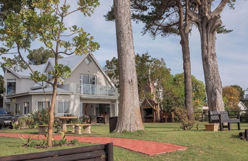 Plettenberg Bay House | Beautiful house on the Keurbooms River 6km from Plettenberg Bay