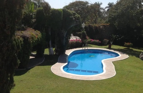 Cuernavaca House | Beautiful house, swimming pool with boiler, huge garden