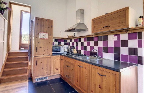 La Liviniere House | Beautiful house with views and a shared pool