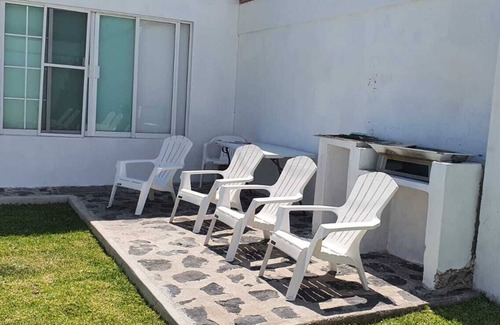 El Capulin House | Beautiful house with pool.