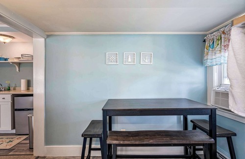 Ogunquit Apartment | Beautiful inn, Lighthouse Landing. #3 Sea Glass