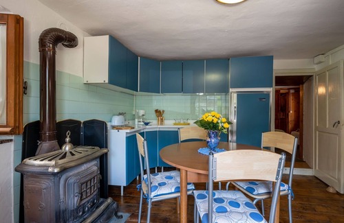 Calasca-Castiglione Apartment | Beautiful apartment for 5 people with WIFI, TV, balcony and pets allowed