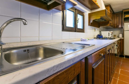 Poggiarello House | Beautiful apartment in villa for 4 people with pool, WIFI, TV, terrace and parking