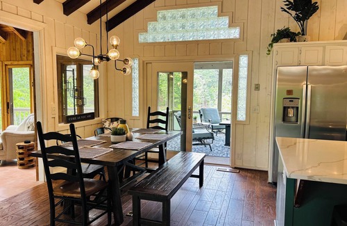 Jasper House | Beautiful Lake Home in N GA - Kayaks/Fishing/Golf