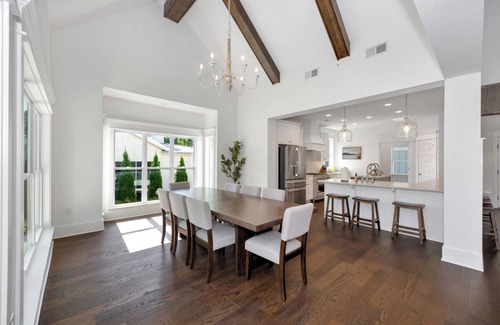 Scottsboro House | Beautiful lake house in a charming community! Perfect for a relaxing getaway.