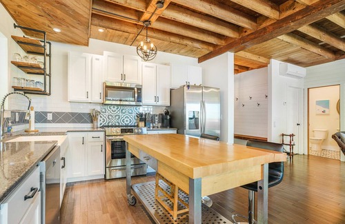 Glenn Haven Shores Cottage | Beautiful Lake Michigan view + Private beach