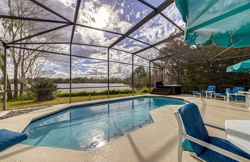 Thousand Oaks Apartment | Beautiful Lake View Pool House Brand new Hot Tub