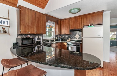 Lincolnton Cabin | Beautiful Lakehouse on Clarks Hill Lake