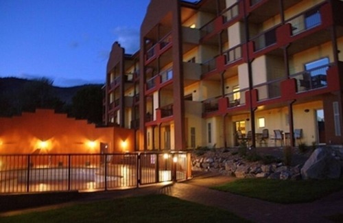 Okanagan-Similkameen Condo | Beautiful Lakeside 3 Bedroom Townhouse Vacation Rental