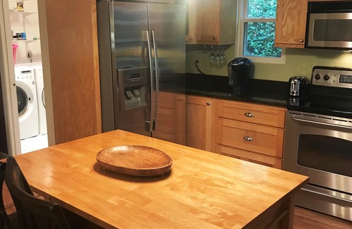 Robbinsville House | Beautiful Large 4 Bdrm Mountain Home w/Pond, Creek, WIFI, Sleeps 8, NEW Parking