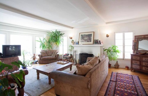 Mid City House | Beautiful, large room in ideal location!