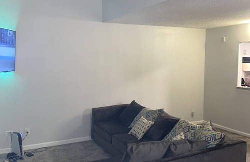 Clarkston Apartment | Beautiful Loft with fun amenities, also close to Stone Mountain.