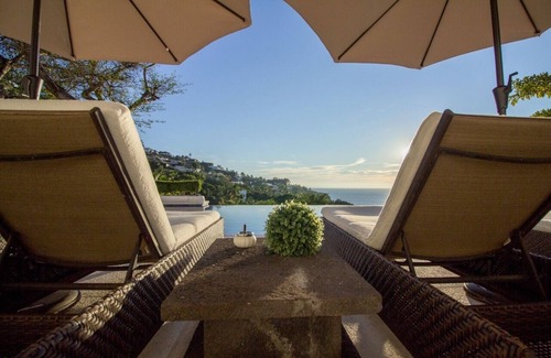 Playa Guitarron House | Beautiful Mediterranean-style house with spectacular views of the bay