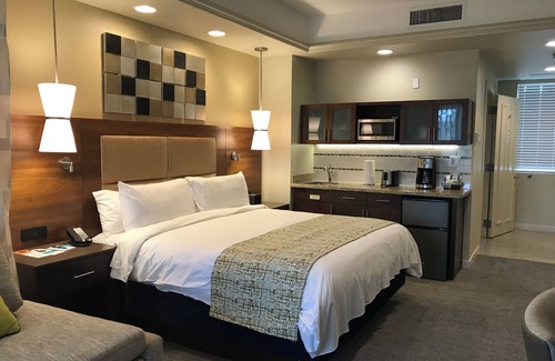 Palm Desert Hotel | Beautiful Marriott Desert Springs Villa for Stagecoach!