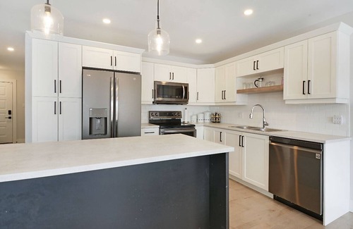 Dieppe House | Beautiful modern full house in Dieppe near to airport and aviation college