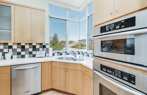 Hermosa Beach House | Beautiful Modern Home a Block from the Beach