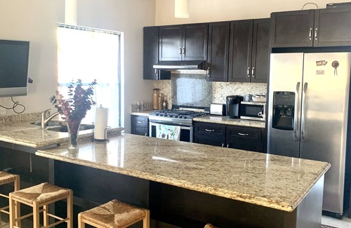 Valle de Guadalupe House | Beautiful private home near wineries and beaches!
