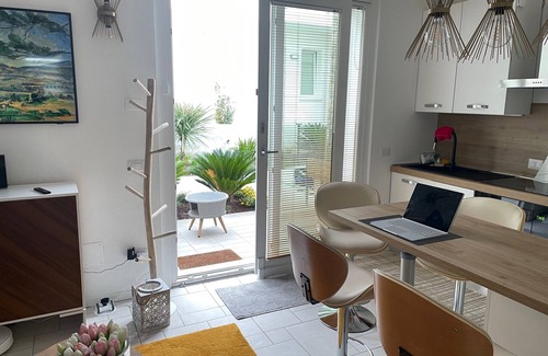 Monte Apartment | Beautiful new 2-room apartment with garden only 200 m from the lake