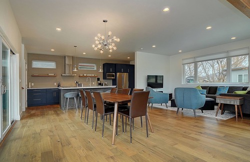 Salida House | Beautiful New 3BR! Steps from the Arkansas River and close to town (STR #0303)