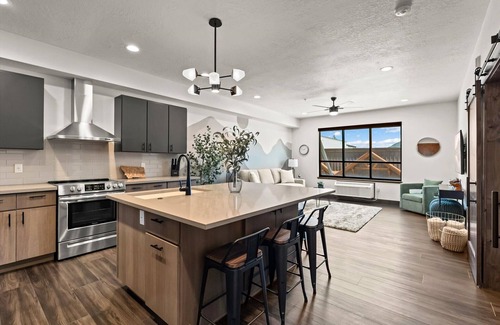 Columbia Falls Condo | Beautiful New Downtown Columbia Falls Condo near Glacier National Park!
