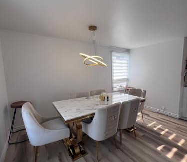 Roberval House | Beautiful Newly Renovated House