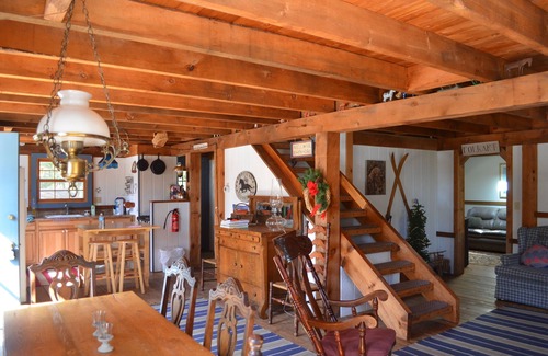 Sturgeon Bay House | Beautiful Norwegian Timber Frame in Whitefish Bay - Pristine Beach/Trails Galore