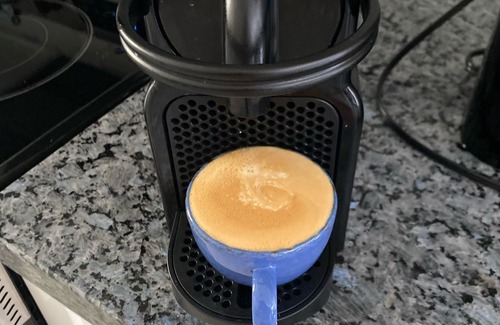 Hollywood Apartment | Beautiful Ocean front 2 bedroom condo in an Iconic Bldg in Hollywood