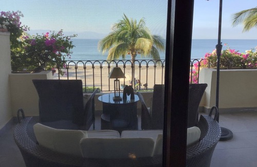 Marina Vallarta Condo | BEAUTIFUL OCEANFRONT CONDO AT VELAS RESORT